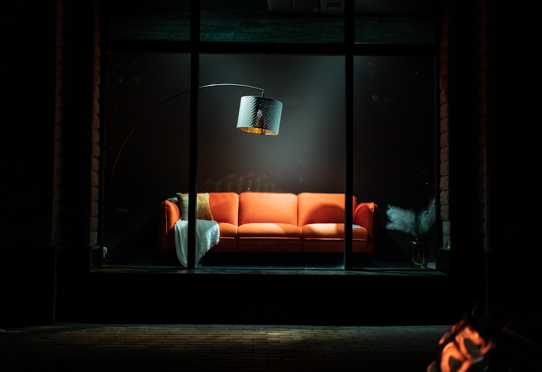 Photo floor lamp